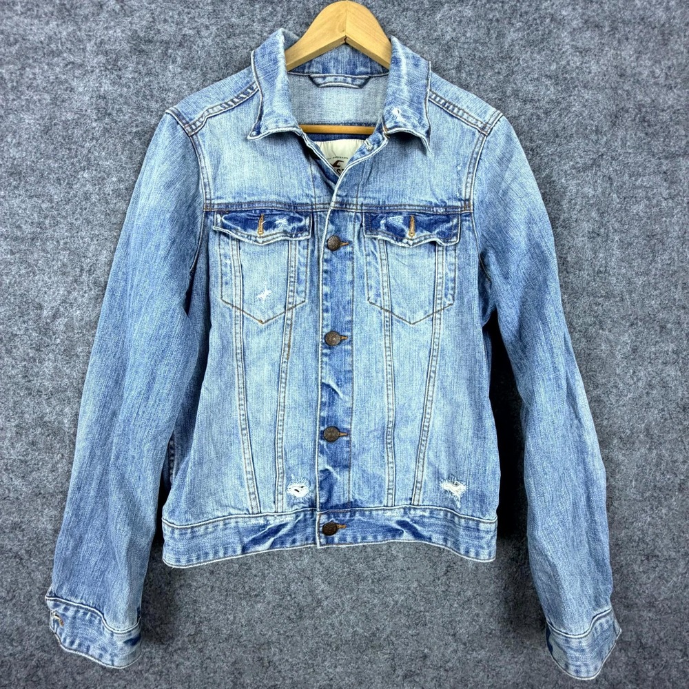 Hollister Trucker Jacket Men Medium Blue Denim Distressed Flap Pockets Button Up